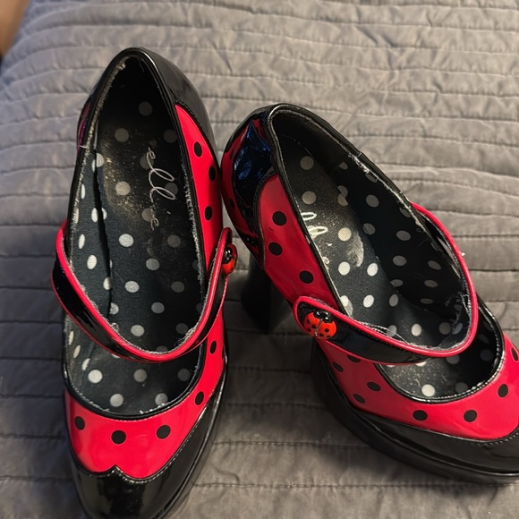 Ellie red and black heels - Picture 2 of 4